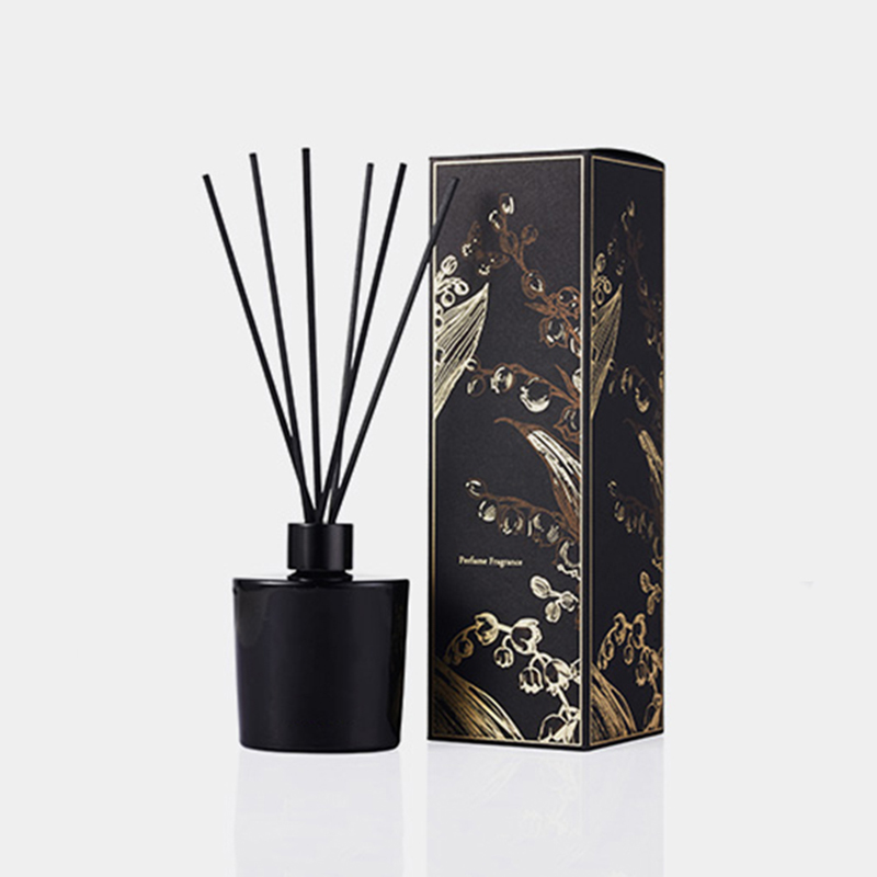 Your own brand customized wholesale luxury classical aroma essential oil reed diffuser for home fragrance